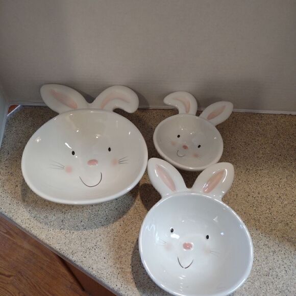 👍 Set of 3 Stacking Bunny Bowls. Easter.  C4 - Picture 1 of 13